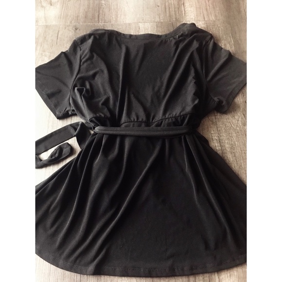 Torrid Black Top - Picture 3 of 5